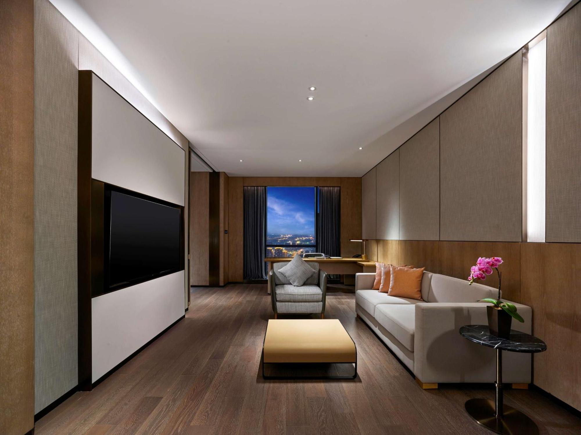 Hilton Jiaxing Hotel Екстериор снимка