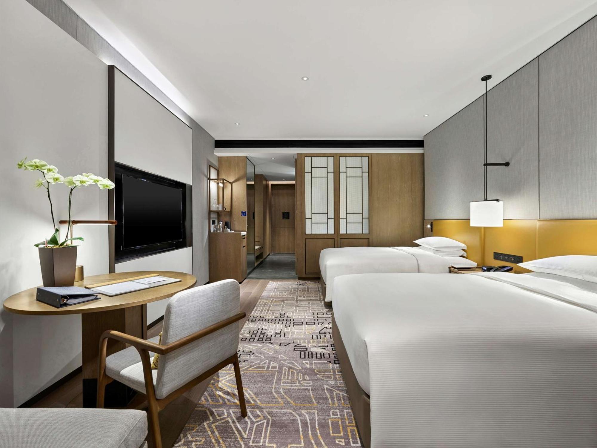Hilton Jiaxing Hotel Екстериор снимка