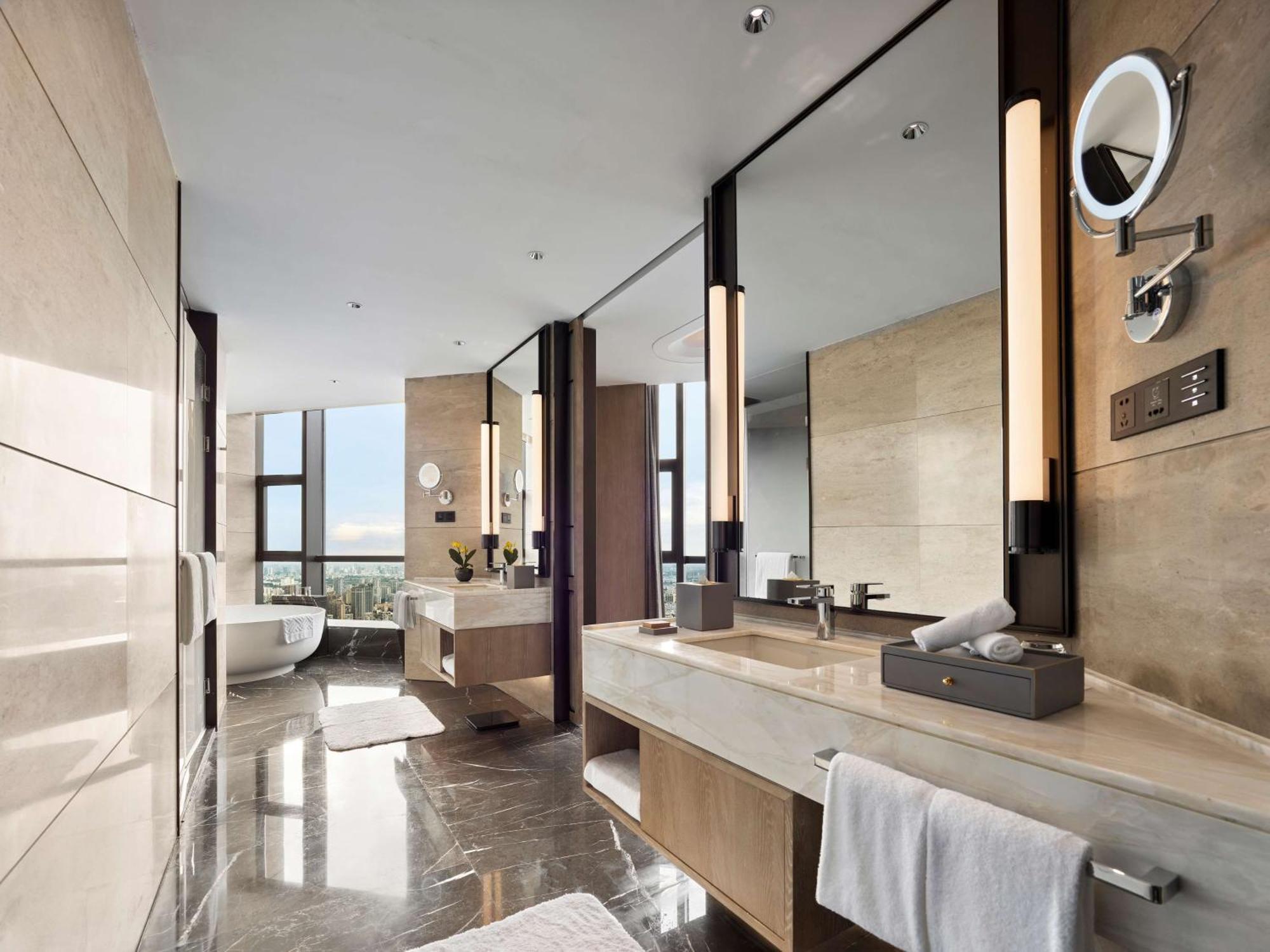 Hilton Jiaxing Hotel Екстериор снимка